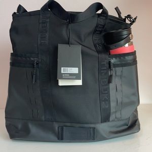 Timbuk2 Tech Tote in Jet Black